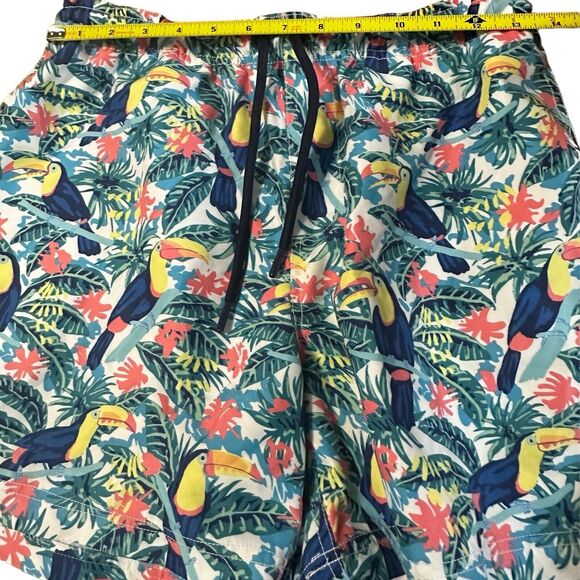 YP Threads Australia Mens Swim Shorts Sz 32 Tropical Colorful Birds Palm Trees - Picture 8 of 16